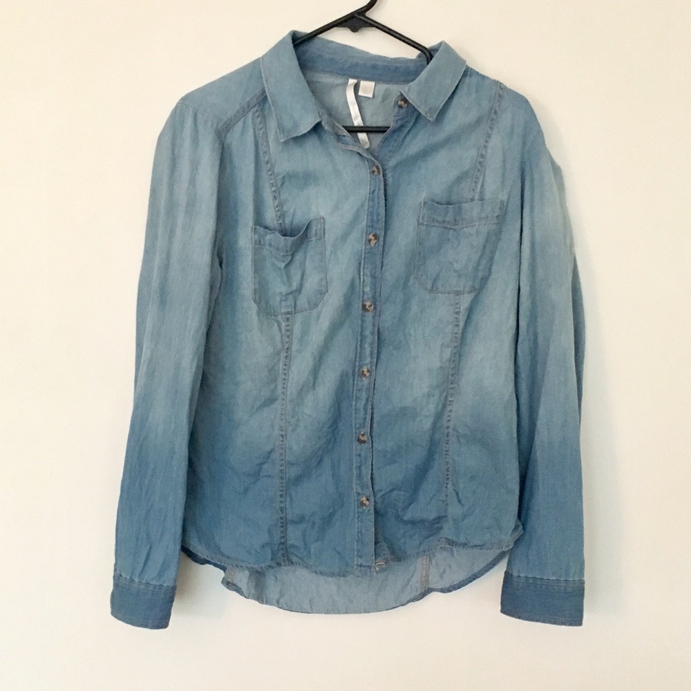 🌟 Bundle 2 for $12 Lauren Conrad Chambray Shirt